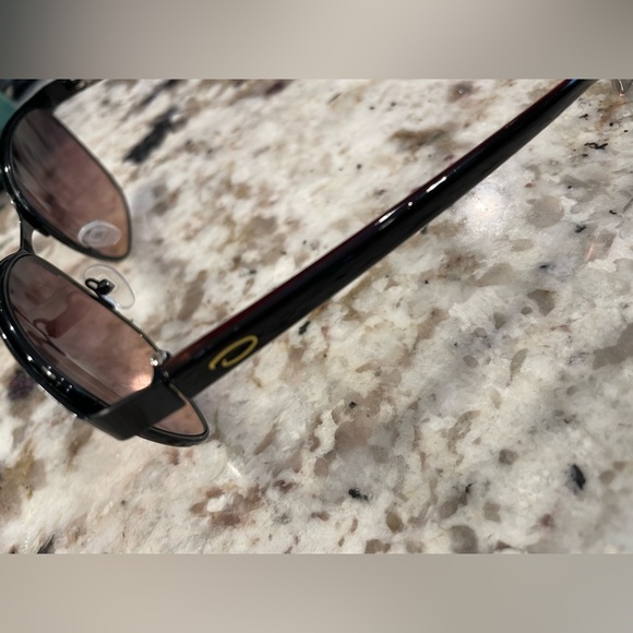 Oscar by Oscar de la Renta Sunglasses Mod 3043 Black - Picture 4 of 7